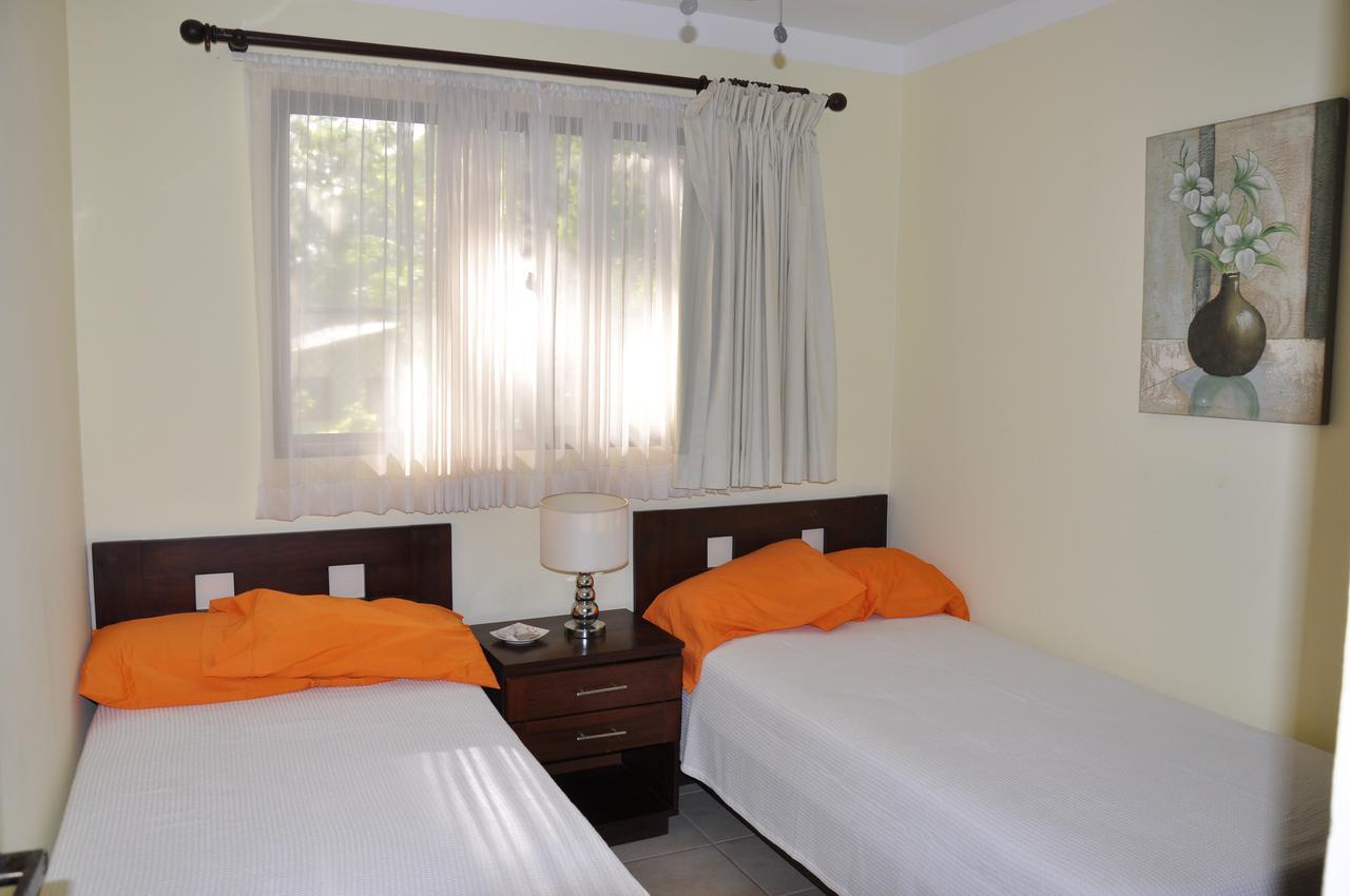 Villa Riviera 2 Bedroom Townhouse Playas del Coco ห้อง รูปภาพ