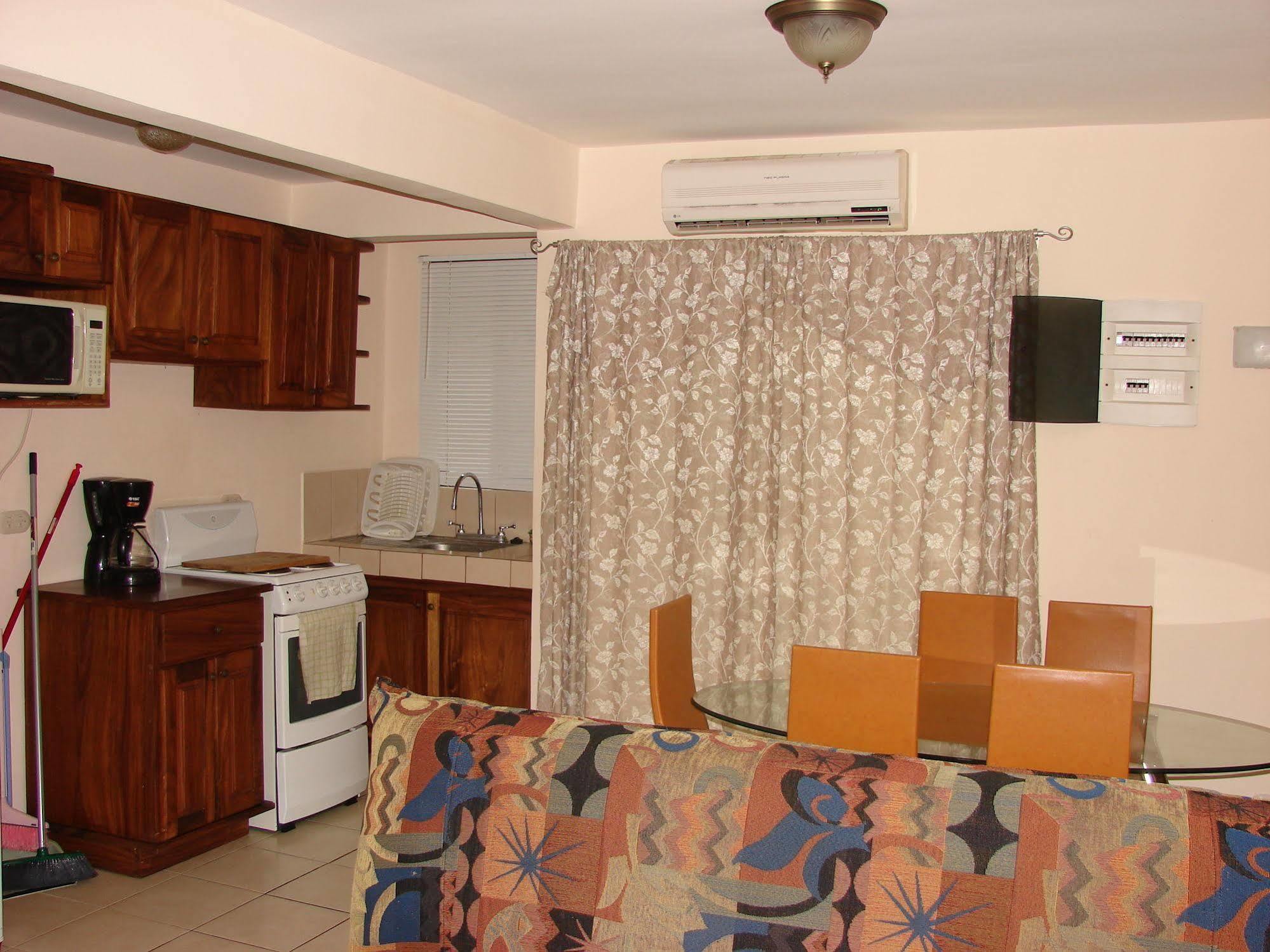 Villa Riviera 2 Bedroom Townhouse Playas del Coco ภายนอก รูปภาพ