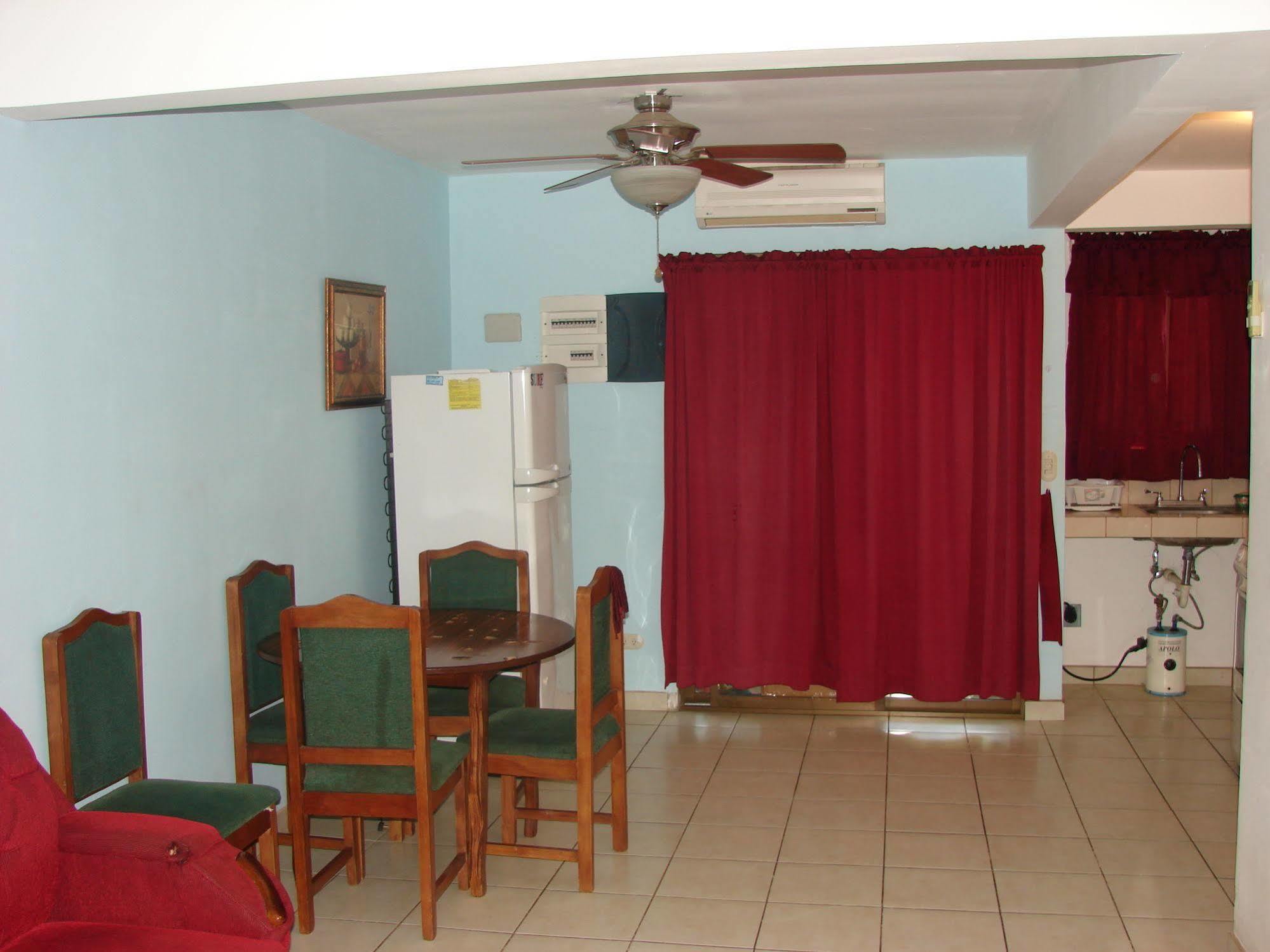 Villa Riviera 2 Bedroom Townhouse Playas del Coco ภายนอก รูปภาพ