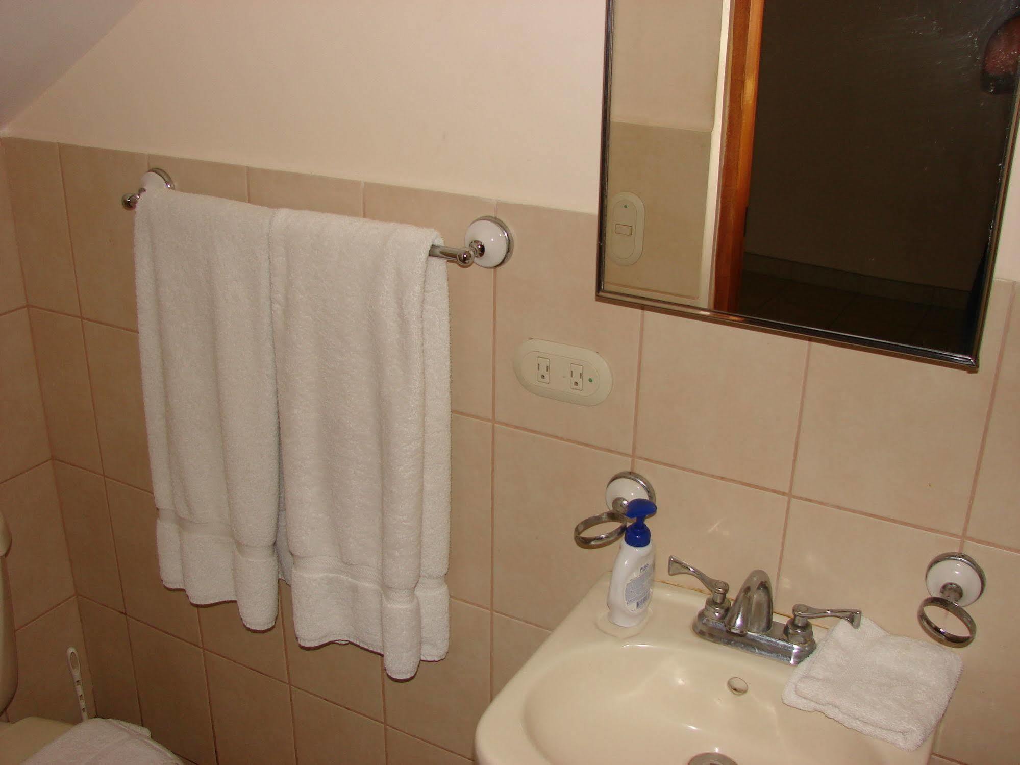 Villa Riviera 2 Bedroom Townhouse Playas del Coco ภายนอก รูปภาพ
