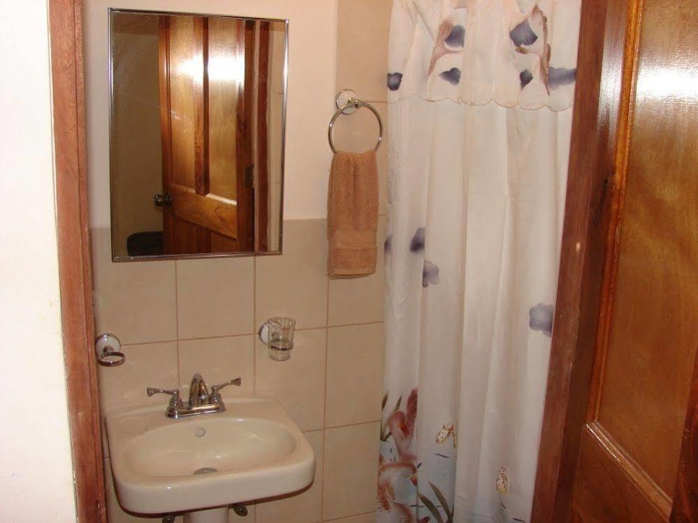 Villa Riviera 2 Bedroom Townhouse Playas del Coco ภายนอก รูปภาพ