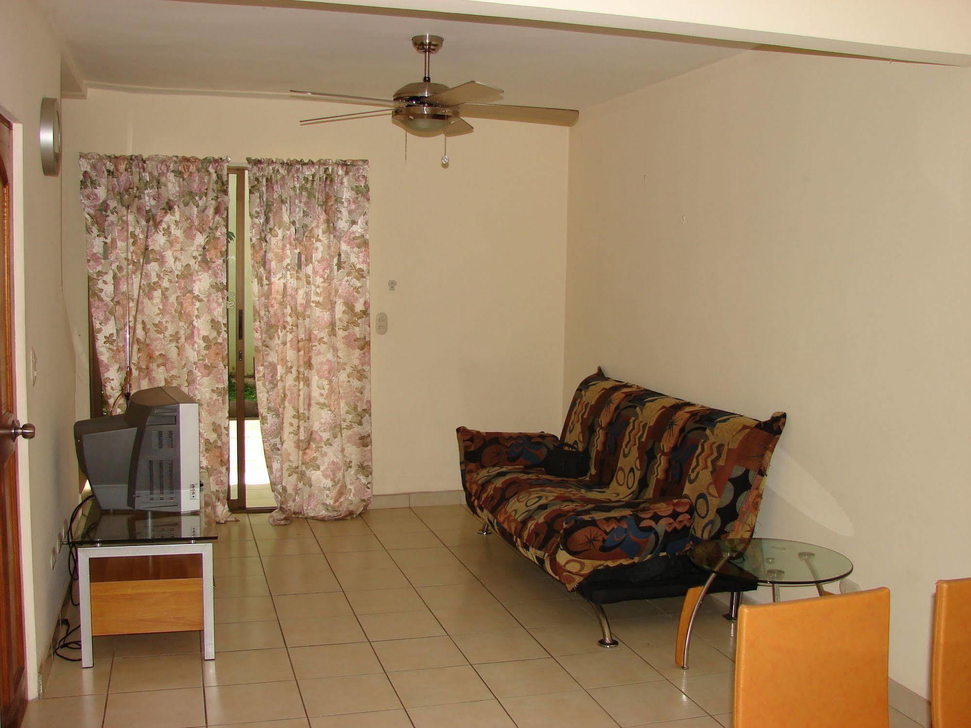 Villa Riviera 2 Bedroom Townhouse Playas del Coco ภายนอก รูปภาพ