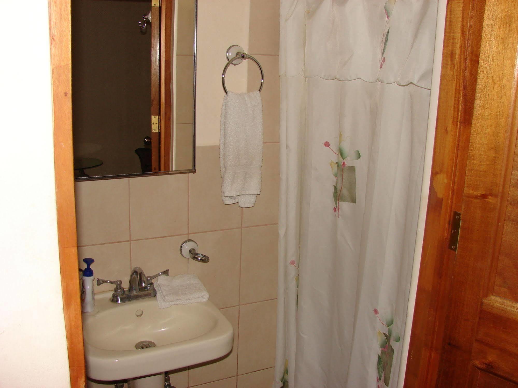 Villa Riviera 2 Bedroom Townhouse Playas del Coco ภายนอก รูปภาพ